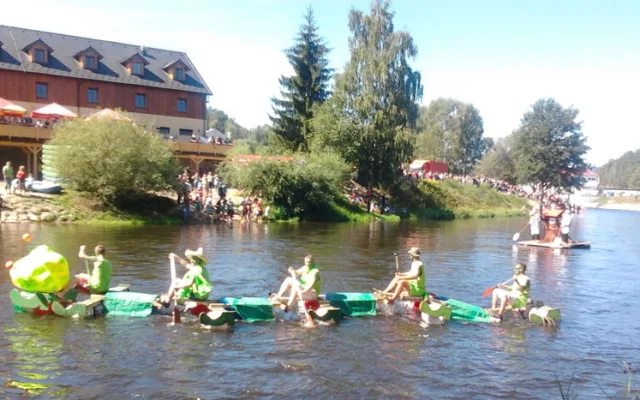 Kuriózní plavidla