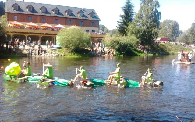 Kuriózní plavidla