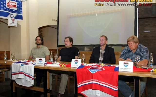 Tisková konference HC Mountfield před začátkem extraligové sezony