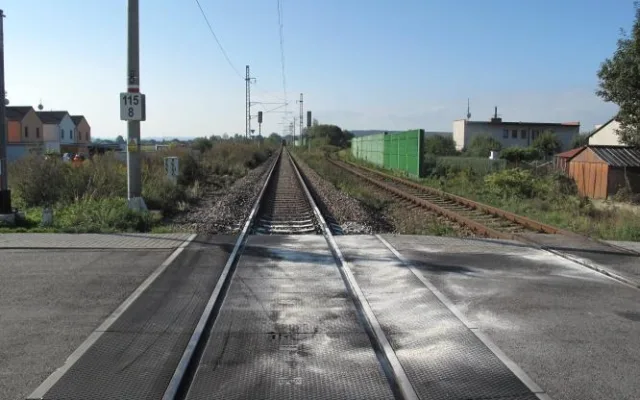 Nehoda na přejezdu v Rožnově