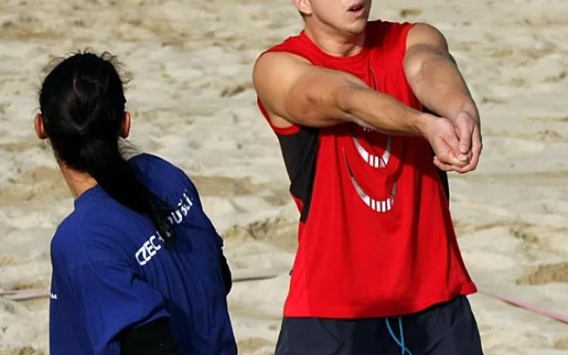 Na beachvolejbalových kurtech byly k vidění kvalitní výkony
