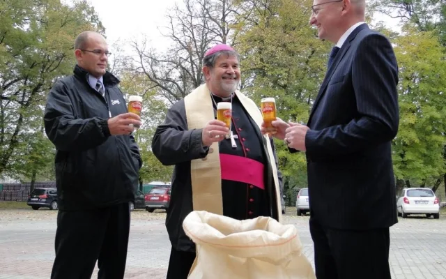 živijo