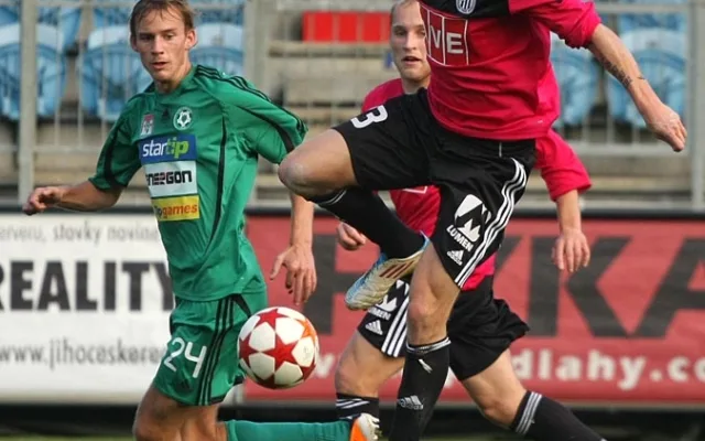 Těžké zpracování, jednoduché zakončení - Dynamo vedlo díky Zdeňku Ondráškovi už o tři branky