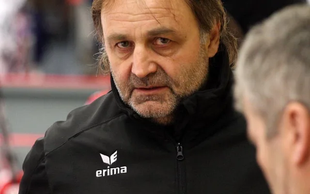 Výborného asistent Milan Kupka