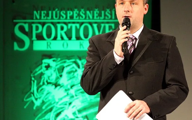 Moderátor večera Radek Šilhan