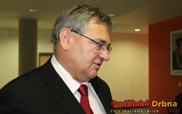 Miloslav Šolc po druhém kole volby odstoupil