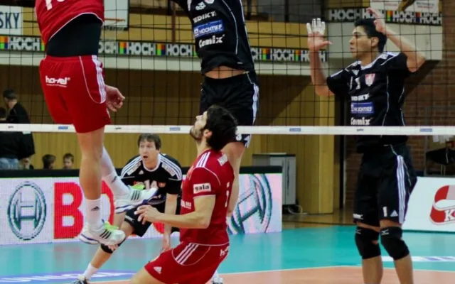 Tomáš Široký proti bloku Radka Macha