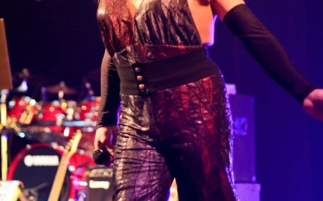 Povedená travesti show v podání Screamers