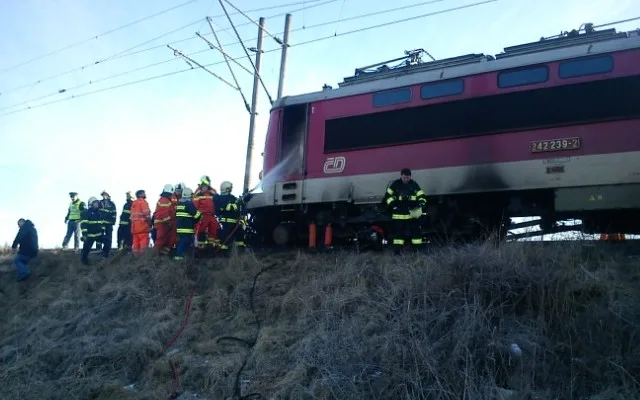 Tragický střet dodávky a vlaku u Protivína