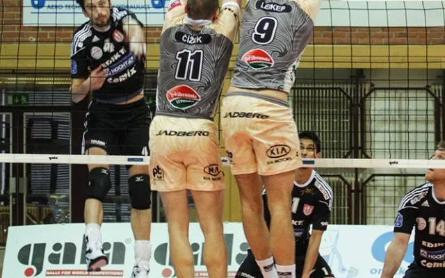 Blok hostů v podání Petra Čížka a Libora Leikepa