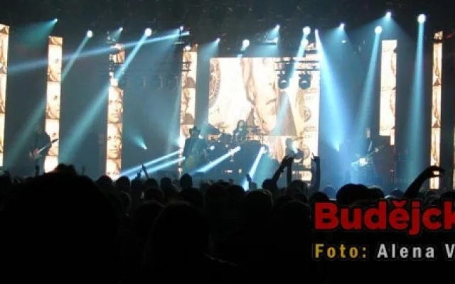 Koncert kapely Wanastowi Vjecy v Budějcích