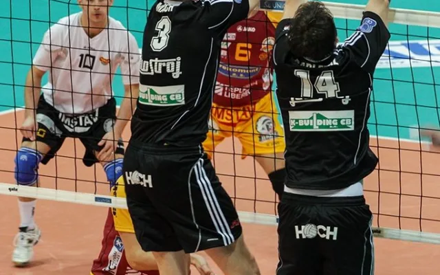 Blok Radka Macha a Petra Zapletala