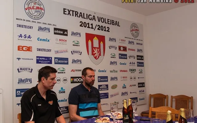 Zhodnocení obou zápasů na tiskové konferenci Janem Svobodou a Michalem Nekolou