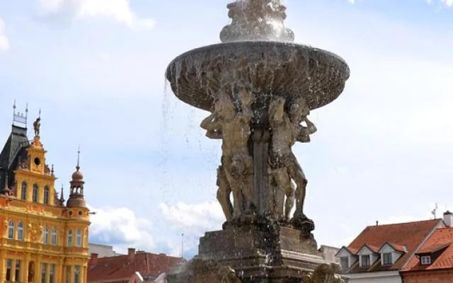 Samsonova kašna na budějckém náměstí