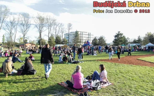 Celkový pohled na prostor, kde se festival konal
