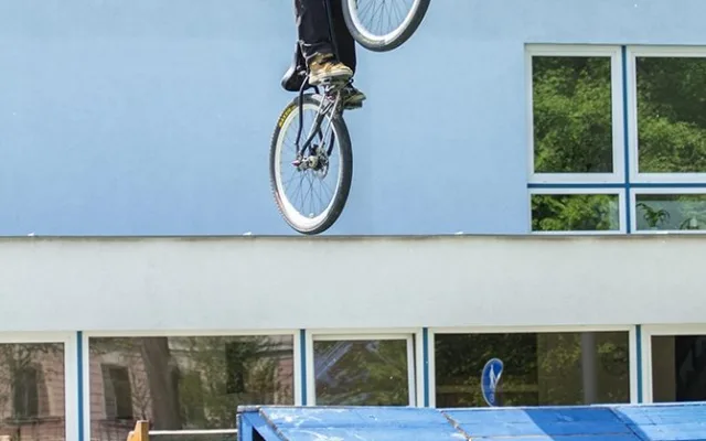 Bikerská exhibice na Sokoláku