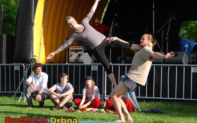 Akrobatické vystoupení