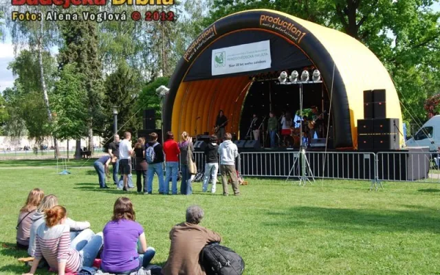 Open Air festival Přírodovědecké fakulty Jihočeské univerzity