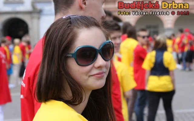 Samson sledoval taneční pokus o rekord