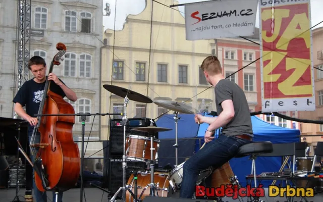 Slavní mladíci z Německa Blue.Break
