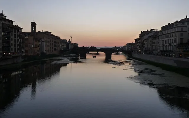 Slavné Ponte Vecchio ve Florencii