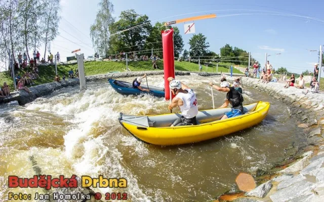 Maso na vodě aneb Boater Cross