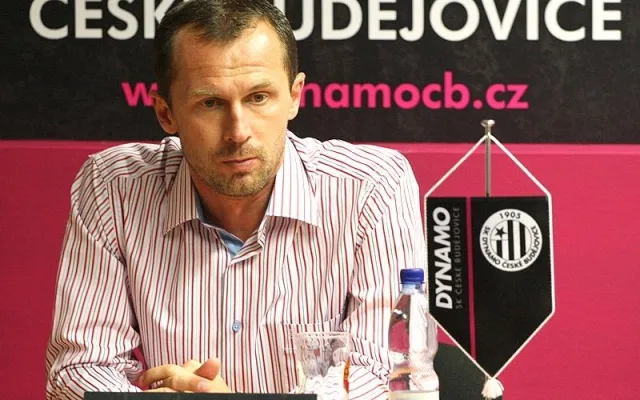 Bývalý český fotbalový reprezentant a v současnosti trenér Baníku Ostrava Radoslav Látal