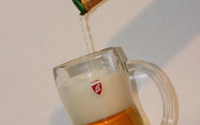 Nové sklo, do kterého se bude lít pivo od Budějovického Budvaru