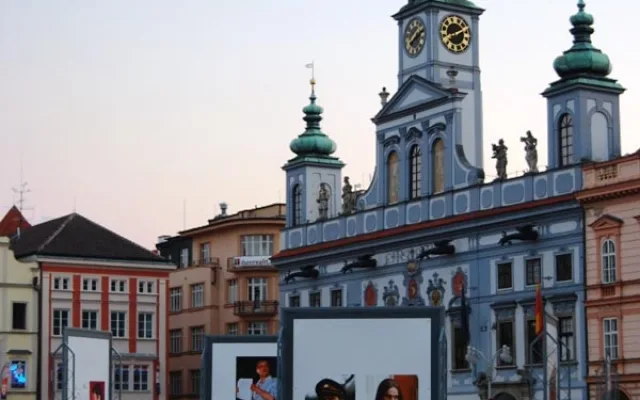 Blízká setkání na náměstí Přemysla Otakara II.