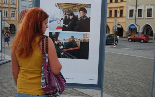 Některé obrázky ukazují krutou realitu