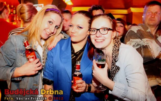 Jarní Retroparty v Café Klubu Slavie
