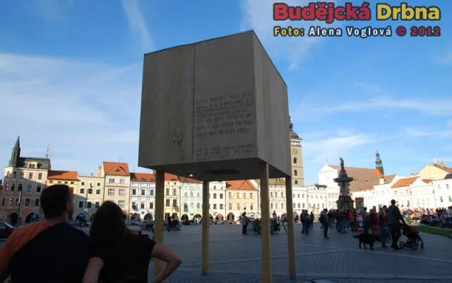 Domek je součástí expozice v Domě umění