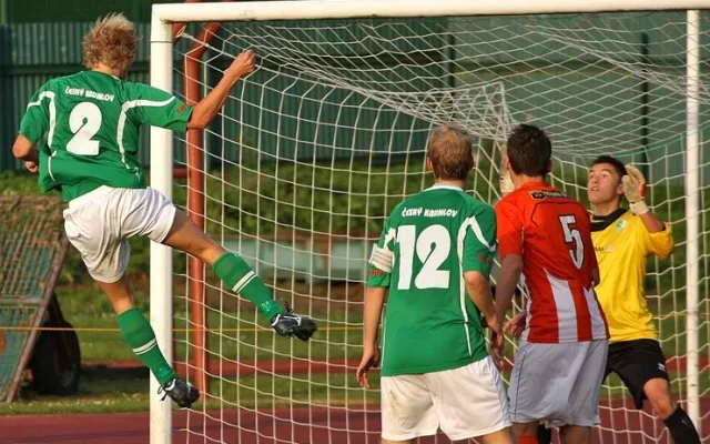 Osamocený Jakub Wagner hlavičkoval v 56. minutě nad horní tyčku