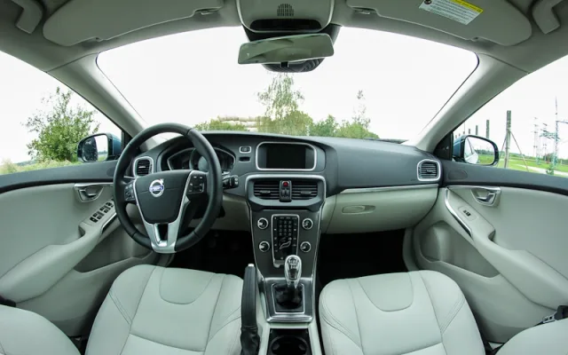 Volvo V40 T4 Momentum