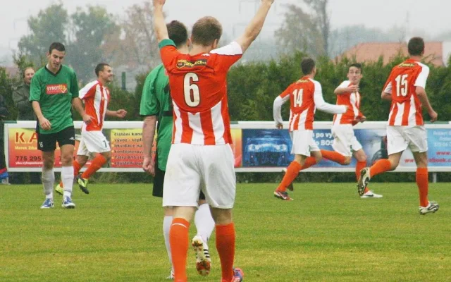 Kluci, pojďte se radovat, křičí střelec Lerch