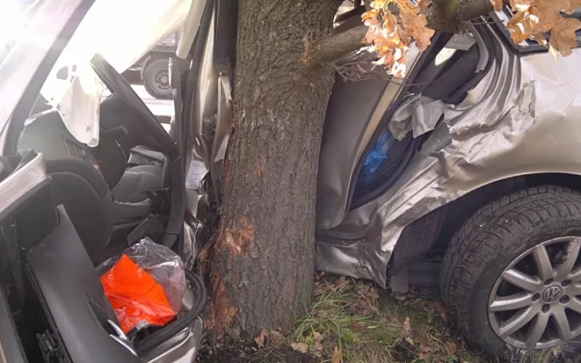 Tragická nehoda Volkswagenu Golf u Plané