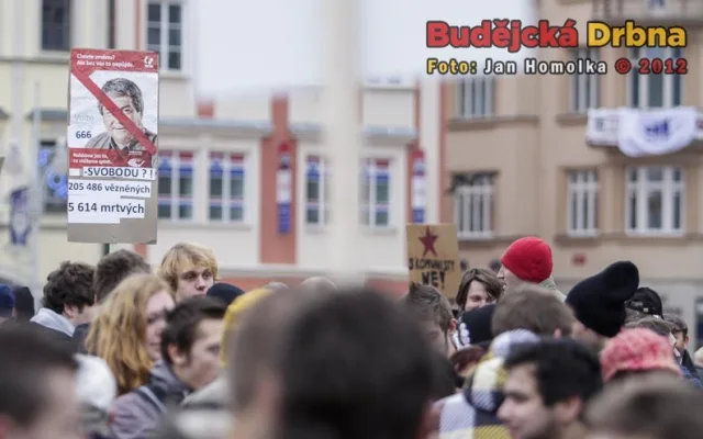 Lidé se opírali o fakta komunistického režimu