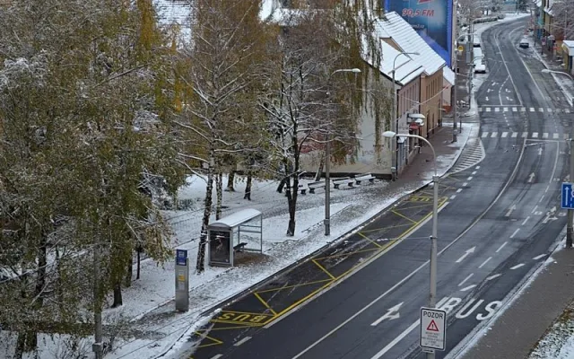 Pohled na novou zastávku Poliklinika Jih