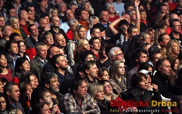 Publikum zpívalo své oblíbené písničky