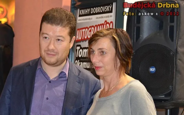 Autogramiáda Tomia Okamury v budějckém IGY Centru
