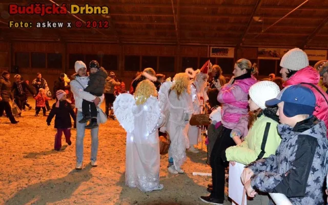 Mikulášská nadílka ve dvoře Vondrov