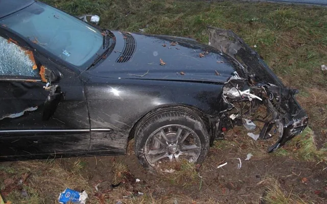 Havárie Mercedesu Benz u Ševětína