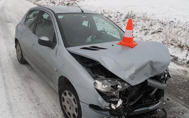 Zničený peugeot