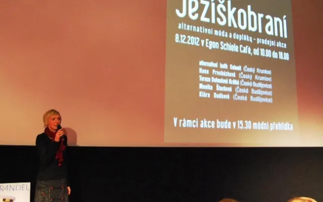 Na Ježíškobraní do Českého Krumlova nás přišla majitelka alternativního butiku Sulamit