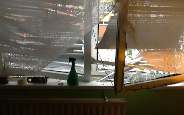 K výbuchu došlo v prvním patře paneláku ve Vodňanské ulici