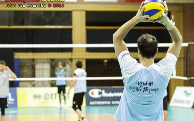 Volejbalisté Ankary při tréninku v budějcké Sportovní hale