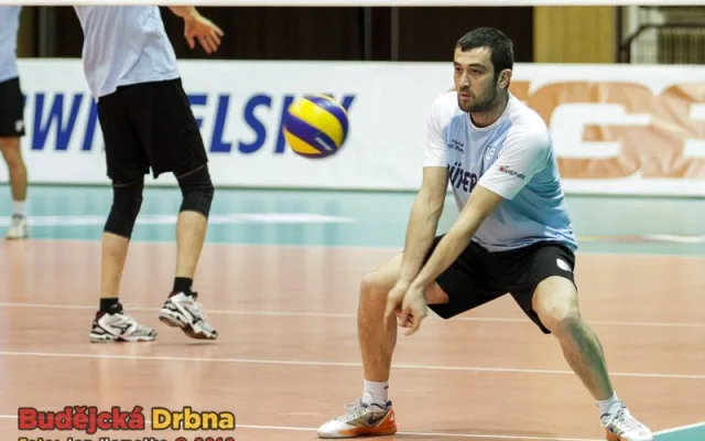 Volejbalisté Ankary při tréninku v budějcké Sportovní hale