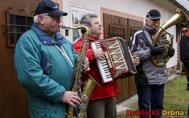 Nezbytná součást každého masopustu - muzikanti