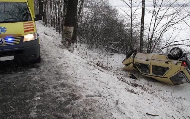 Havarovaná Škoda Favorit u Hrdějovic