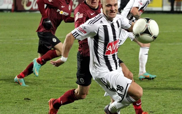 Budějckého rychlíka Jakuba Horu stíhá Manuel Pamić